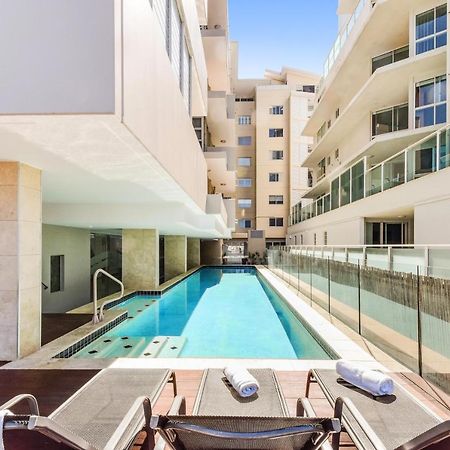 רדקליף Redvue Holiday Apartments מראה חיצוני תמונה
