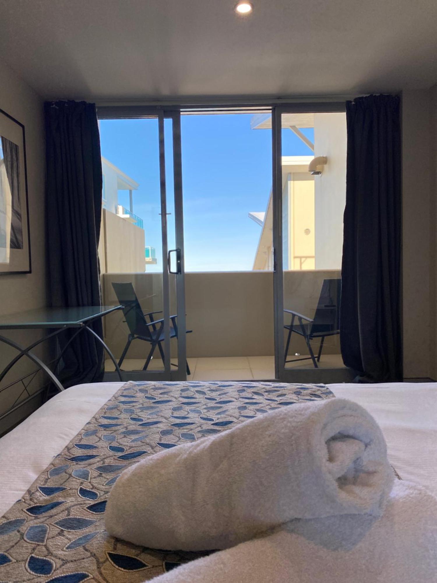 רדקליף Redvue Holiday Apartments מראה חיצוני תמונה
