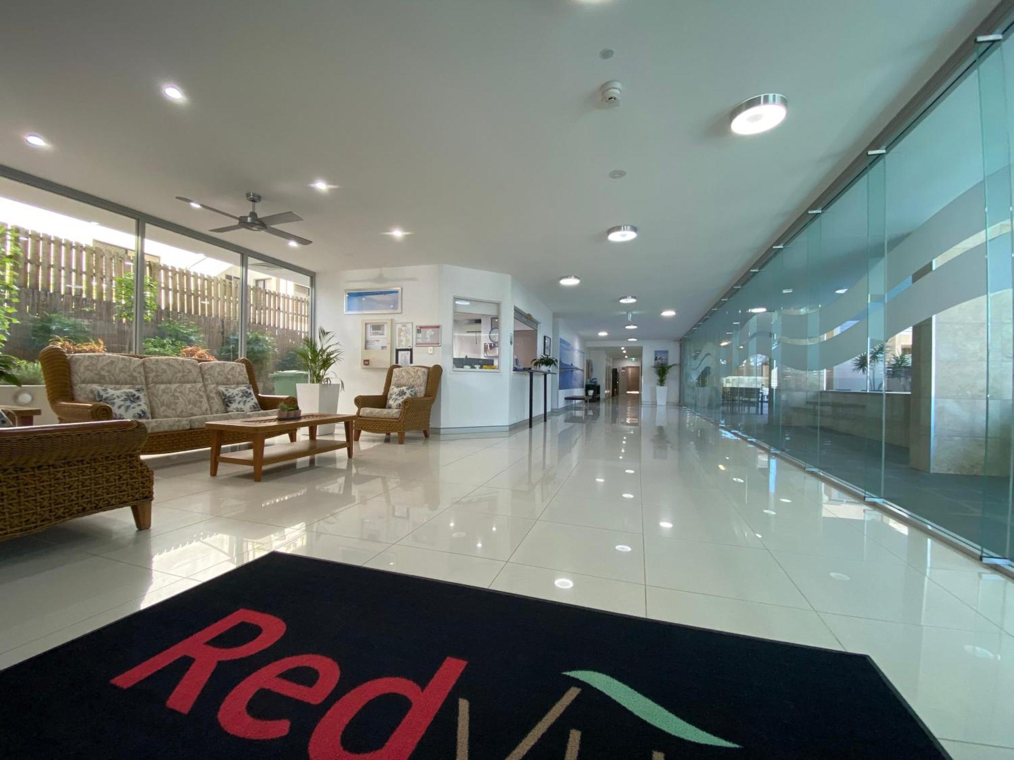 רדקליף Redvue Holiday Apartments מראה חיצוני תמונה
